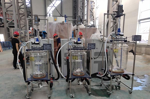 河南雙層玻璃反應(yīng)釜廠家